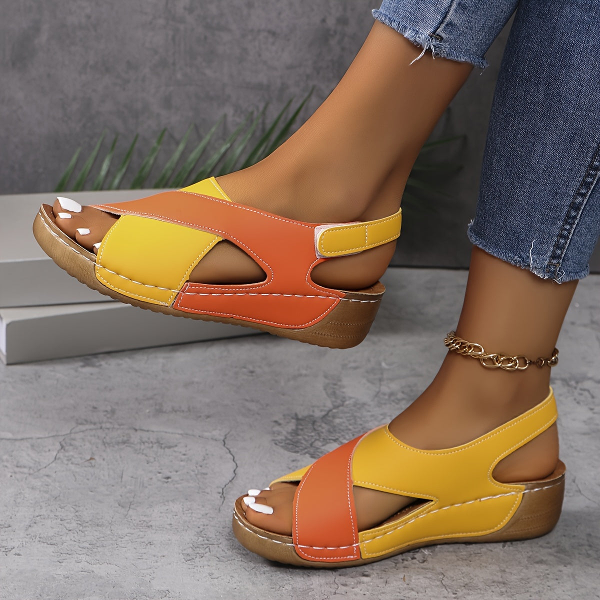 Laura™ Ultra Comfortable Orthopedic Sandal