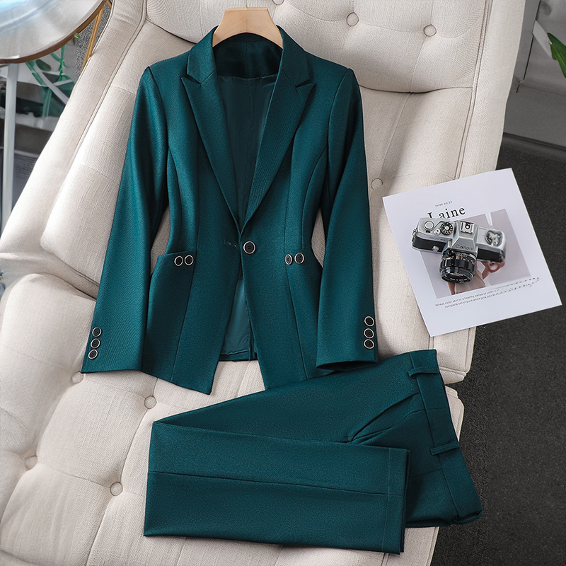 Hailey™ Blazer set