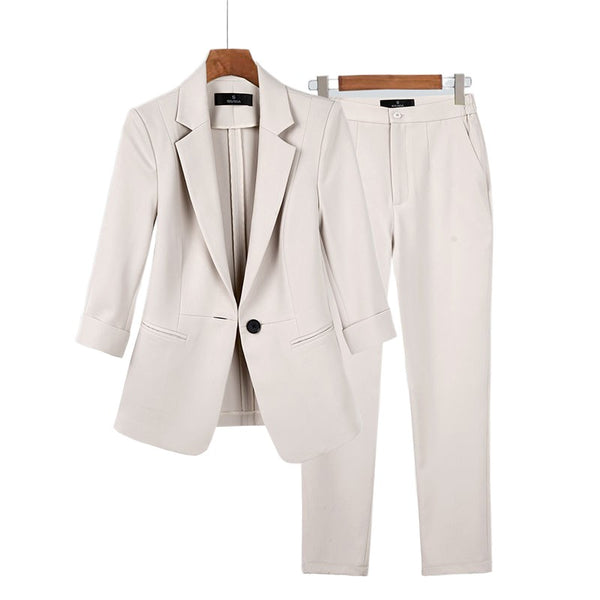 Eleonora™ Elegant Suit